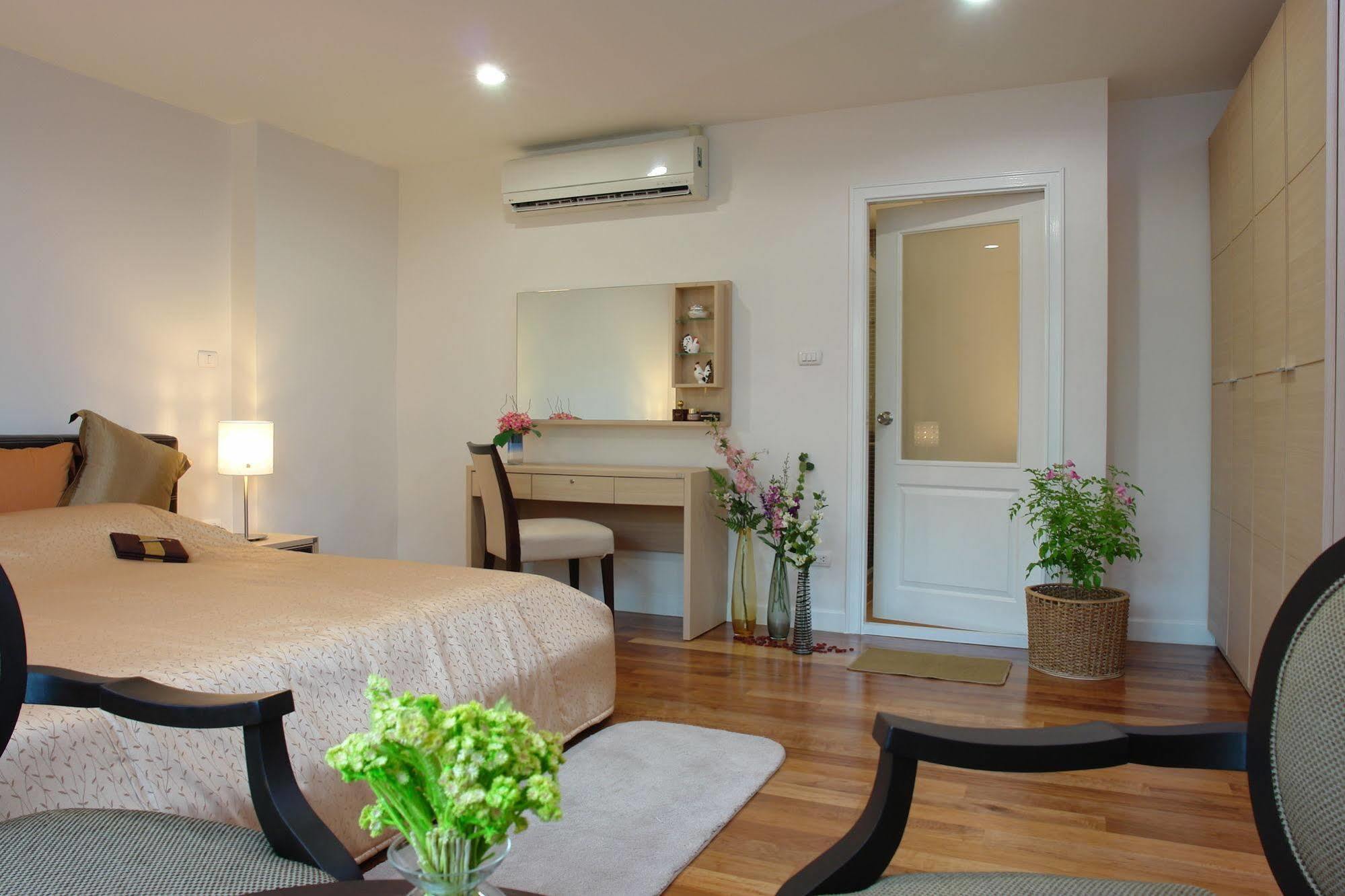 Nara Suite Residence Бангкок Экстерьер фото